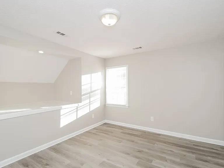 37 Winter Park Ln — Photo 14