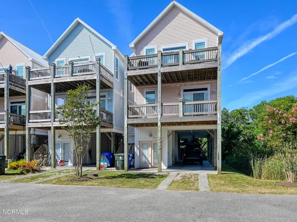 204 D Mandalay Court, Surf City, NC 28445