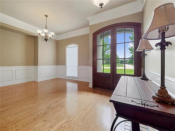 2nd image of 3037 Mountain Ct