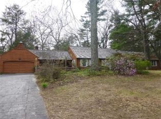 220 Ardsley Rd, Longmeadow, MA 01106