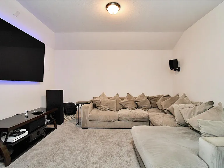 8922 Stanley Oak Dr — Photo 33