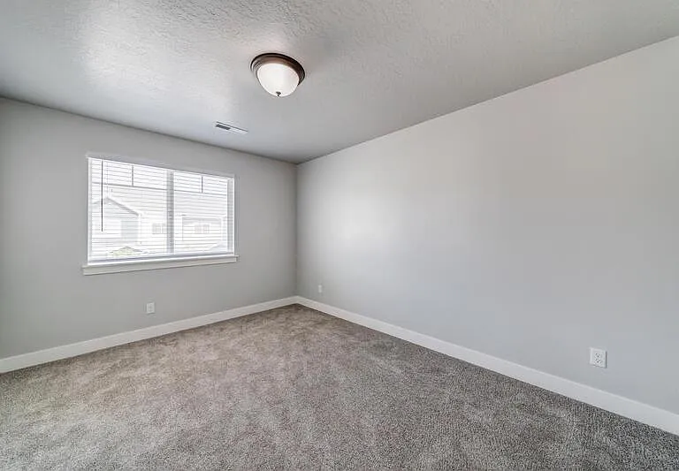 1778 N 3720 W — Photo 15