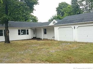 20 Commerce St, Clinton, CT 06413