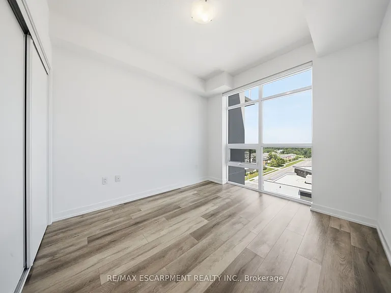 470 Dundas St E #1107 — Photo 17