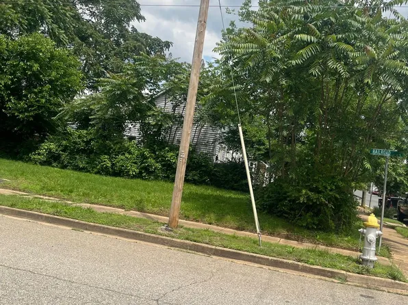 1214 Railroad Ave, Fredericksburg, VA 22401