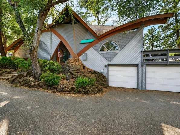 11228 Greenbriar Way, Auburn, CA 95602