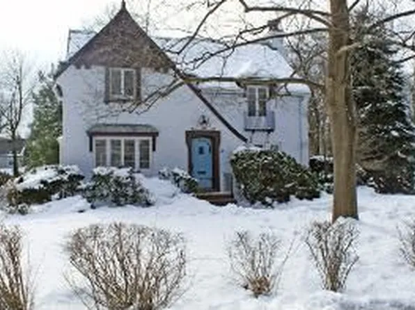 28 Pine Ter W, Short Hills, NJ 07078