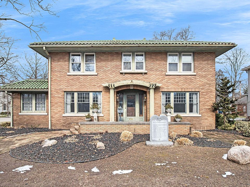 820 Strong Ave, Elkhart, IN 46514 Zillow