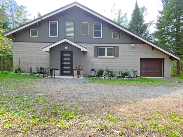 1018 Whites Rd, Muskoka Lakes, ON P0B 1J0