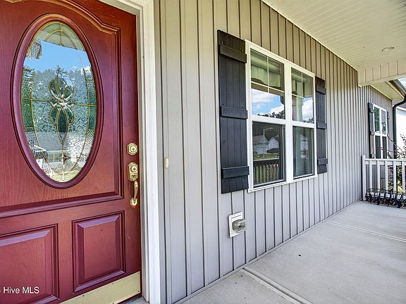 4th image of 105 Hawk Place