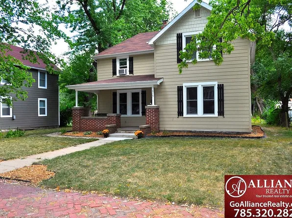 515 Laramie St, Manhattan, KS 66502