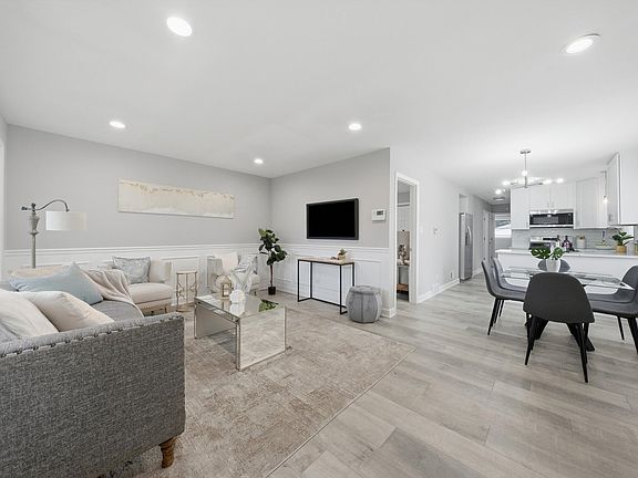3rd image of 8231 S Wentworth Ave