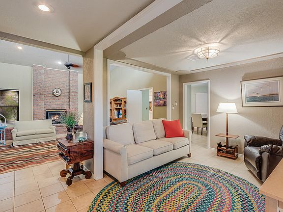 5th image of 6424 Amposta Dr
