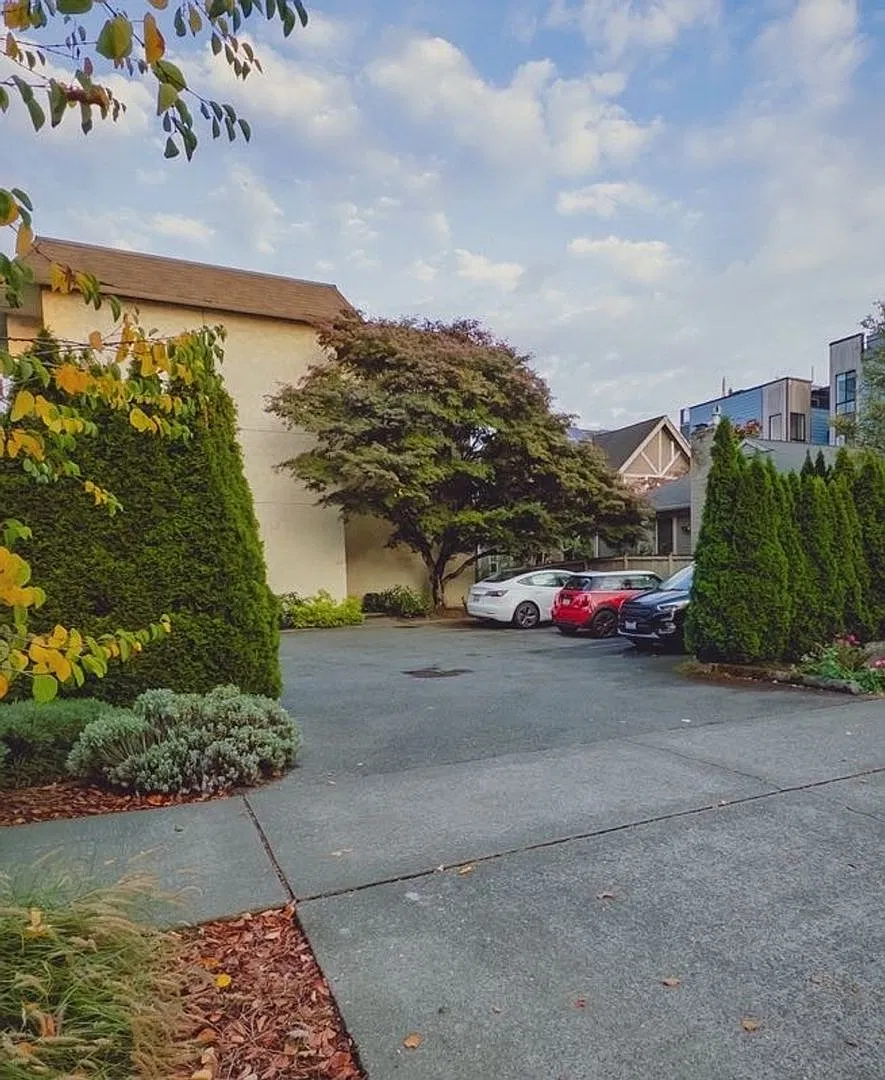 Central 2BR Condo with a View — Photo 1