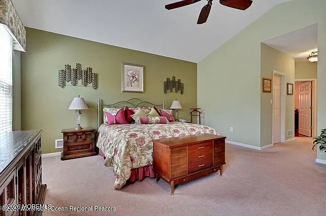 2 Marlow Dr — Photo 5