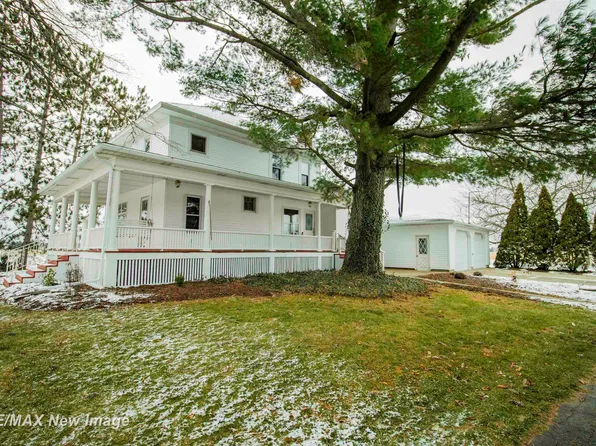 11744 Baldwin Rd, Chesaning, MI 48616