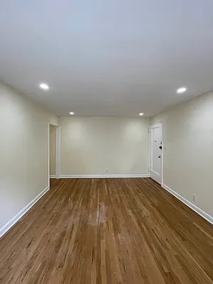 Rented by KEYNDOOR LLC | media 8