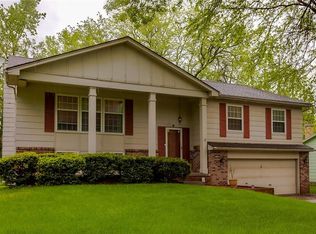 2307 Pleasant St, West Des Moines, IA 50266