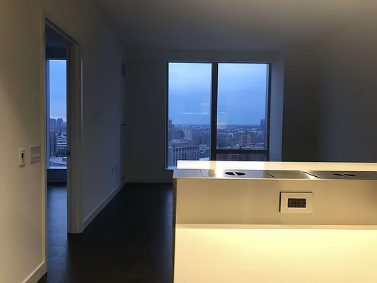 Rented by Gulia Wang, LREB | media 39