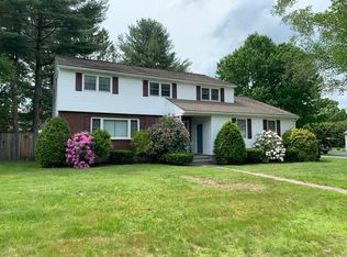 44 Palomino Dr, Pittsfield, MA 01201