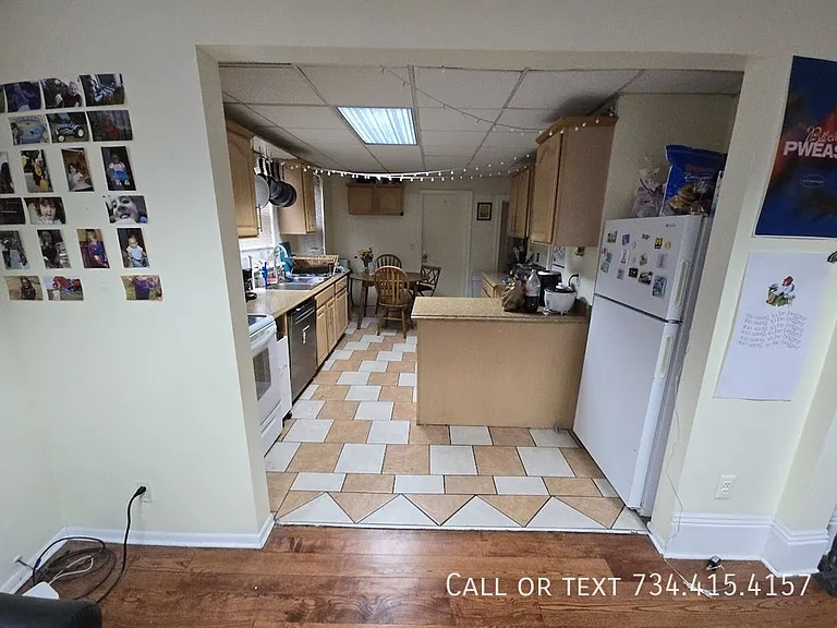 609 E Ann St — Photo 8