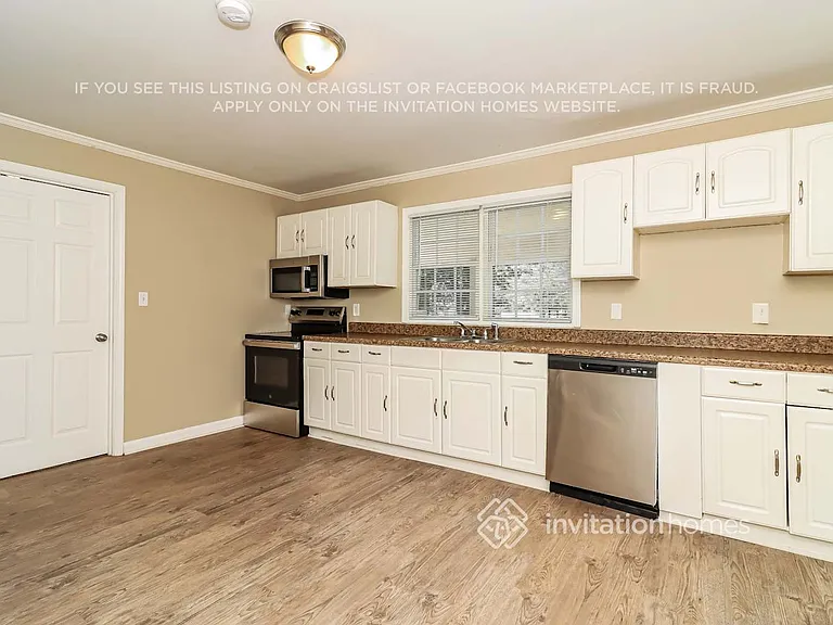 6323 Temple St — Photo 7