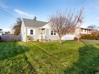 97 Root Avenue, Islip, NY, 11751