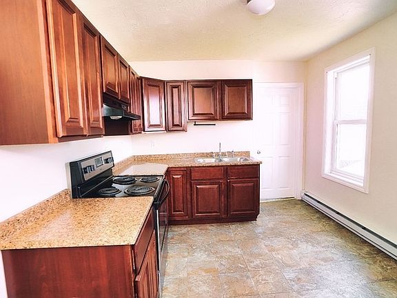 2nd image of 25 Lester St #1