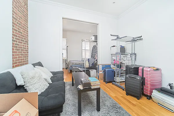 Rented by Living New York | media 11