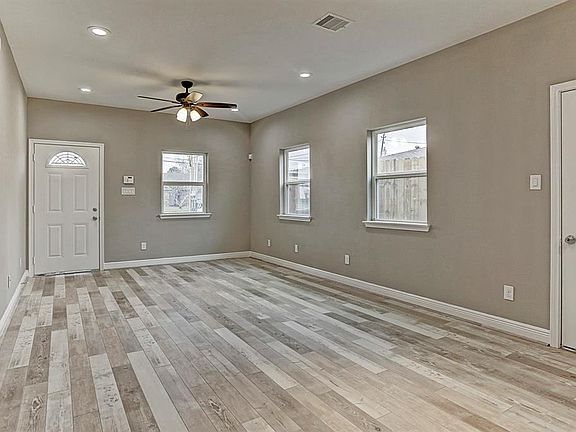 2nd image of 4712 Carmen St #2
