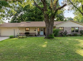 5747 S Louisville Ave, Tulsa, OK 74135