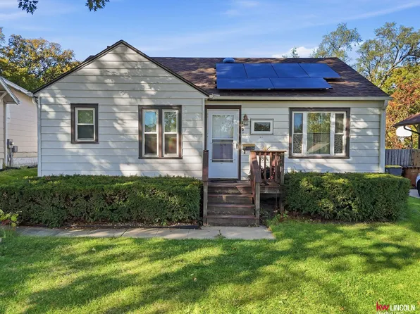 3401 S 42nd St, Lincoln, NE 68506