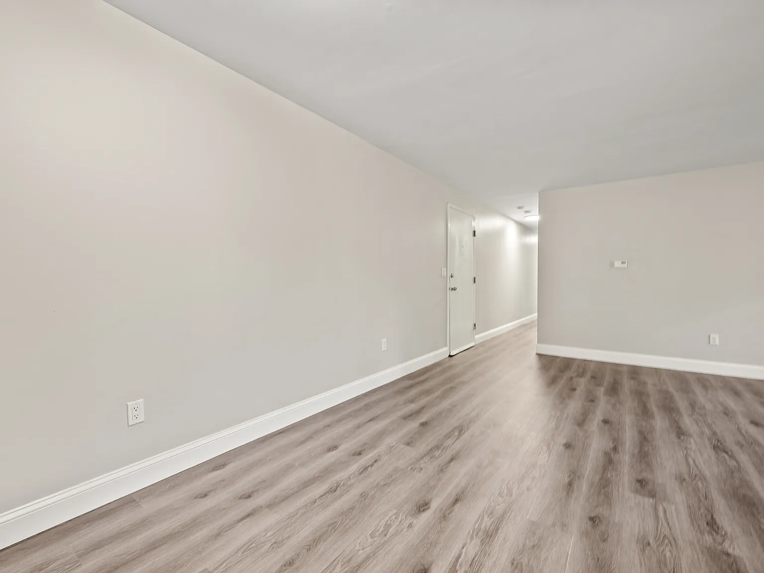 2 bed, 850 sqft, $1,625 — Photo 4