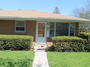3244 Elisha Ave, Zion, IL