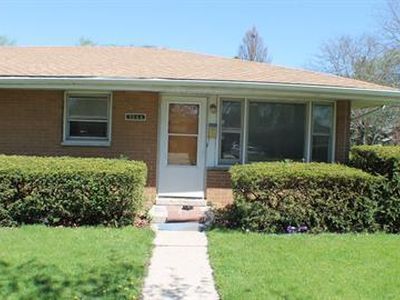 3244 Elisha Ave, Zion, IL, 60099