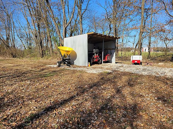5th image of 3711 N State Road 59