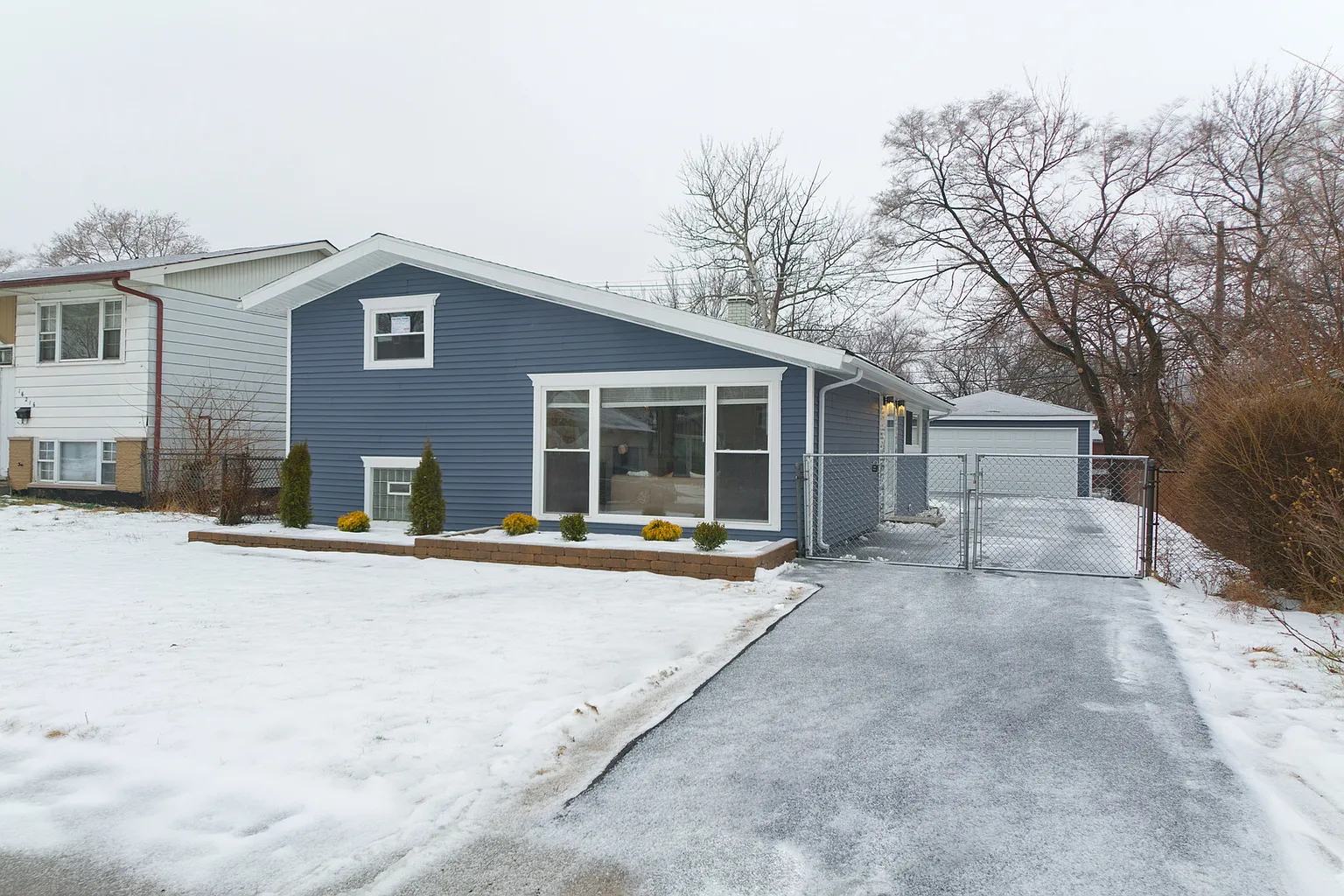 16210 Ashland Ave photo 1