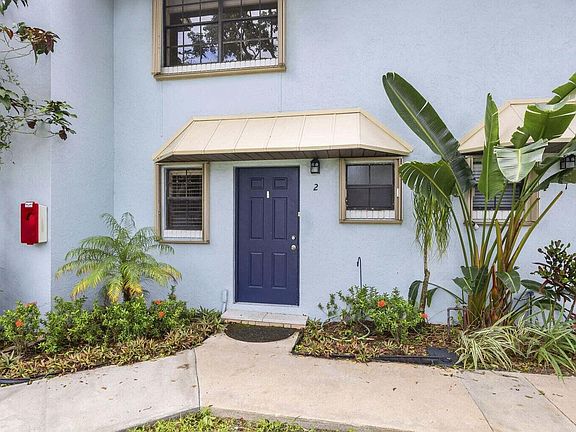 3rd image of 406 N Cypress Drive #2