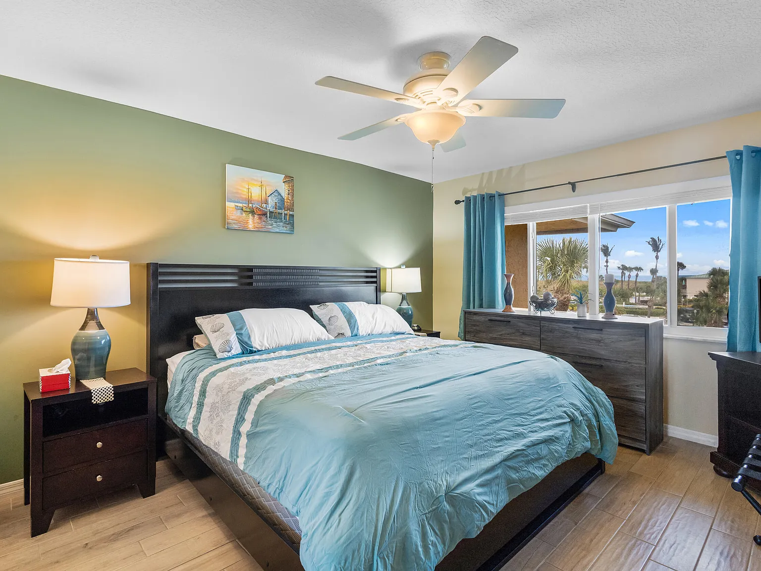 1 bed, 1.0 bath, 689 sqft, $3,200 — Photo 1