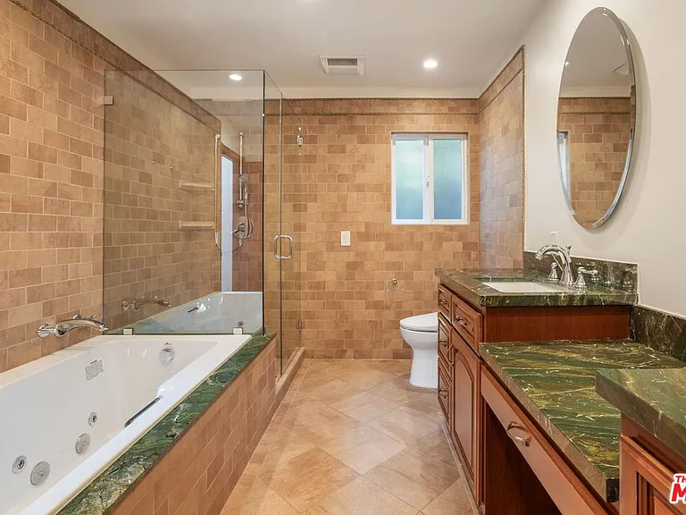 17309 Avenida De La Herradura — Photo 40