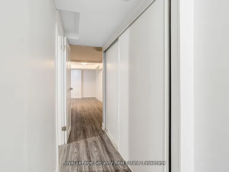 706 Gladstone Ave #LOWER — Photo 11