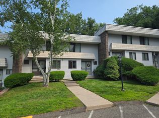 7 Bayberry Ct #7, Cromwell, CT 06416