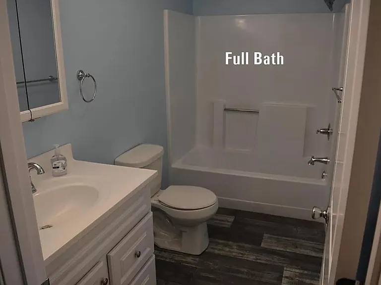 817 N Franklin St — Photo 6