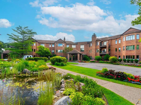 3531 Oakton Dr APT 2002, Minnetonka, MN 55305