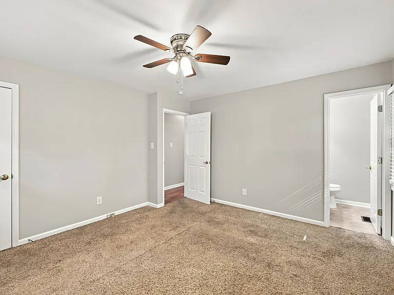 516 Keith St — Photo 35