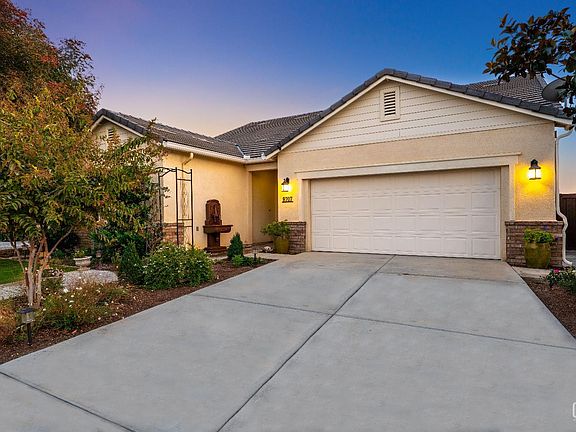 2nd image of 9707 Metropolitan Way