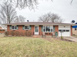 902 W Lake Ave, New Carlisle, OH