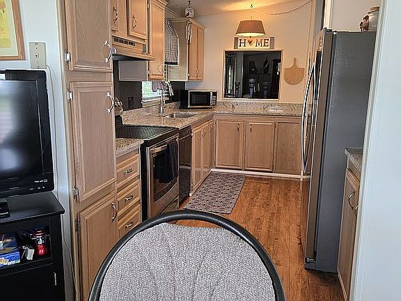 5th image of 11680 Jureane Dr