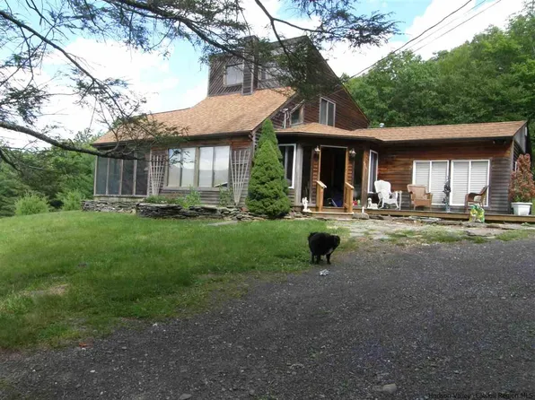 322 Macdaniel Rd, Shady, NY 12409