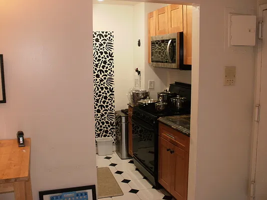 Rented by 18 REALTY | media 3